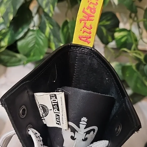 Dr. Martens x Sex Pistons Black